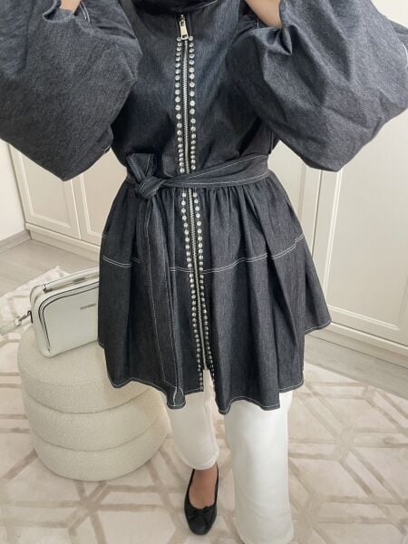 Siyah Taşlı Trenç