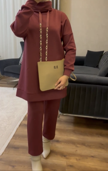 Taşlı Şal Yaka Sweat