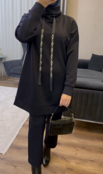 Taşlı Şal Yaka Sweat