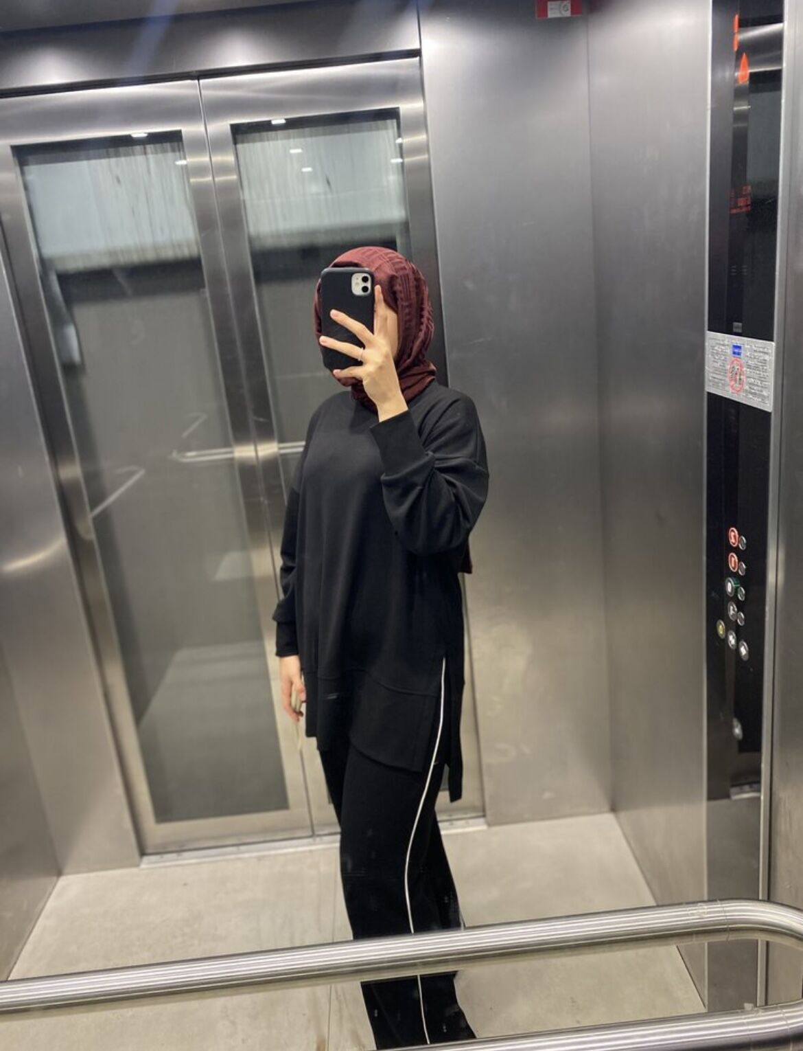 Biyeli Eşofman Takımı Siyah